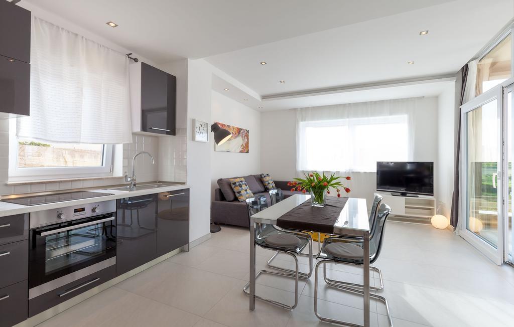 Olive Tree Apartments Podstrana Bagian luar foto